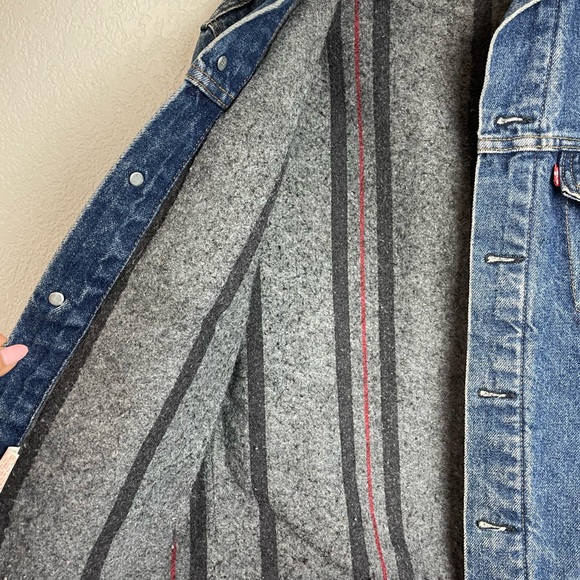 Vintage Men’s 80’s Levi Wool-like lined denim jacket 38 - Picture 4 of 11